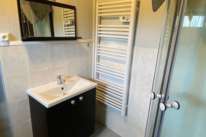 Gîte pour 6 personnes, avec jardin, animaux acceptés à Gavray - 2