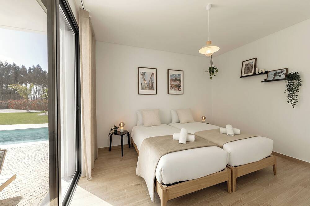 La Pausa - Peaceful Oasis with Private Pool in São Martinho do Porto, Leiria District