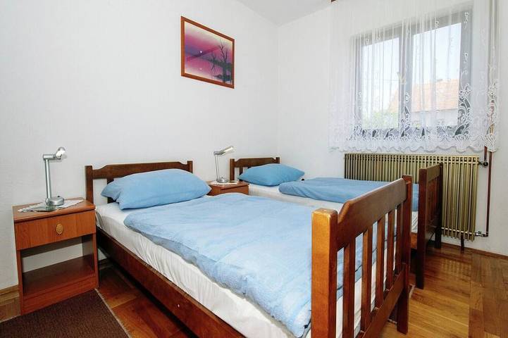 Location de vacances pour 6 personnes, avec piscine et balcon en Croatie - 2