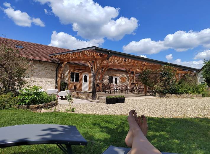 Gîte pour 15 personnes, avec jardin et balcon en Bourgogne-Franche-Comté - 2