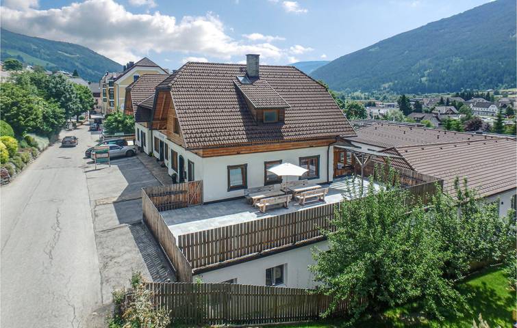 Ferienhaus für 14 Personen, mit Terrasse in Sankt Michael im Lungau