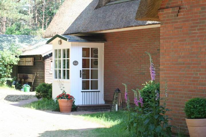 Ferienhaus für 4 Personen, mit Terrasse und Garten sowie Ausblick in Nebel - 2