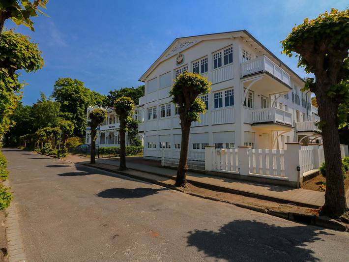 Ferienwohnung für 4 Personen, mit Sauna und Balkon, mit Haustier in Binz