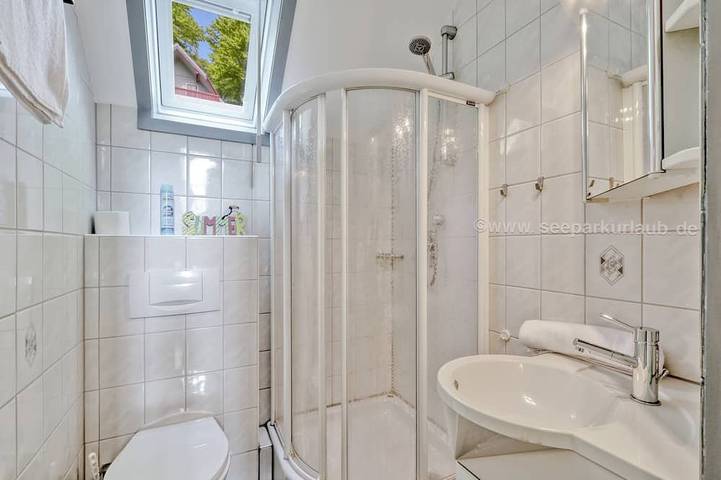 Ferienhaus, freistehend - Seeblick - 6 Personen - gemütlich eingerichtet. in Reimboldshausen, Kirchheim