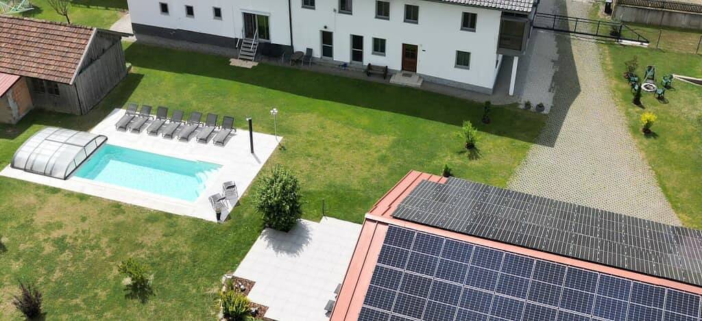 Ganze Wohnung, Landurlaub Eichinger - Ferienwohnung Fuchsbau mit Pool und Spielwiese in Thurmansbang, Ostbayern