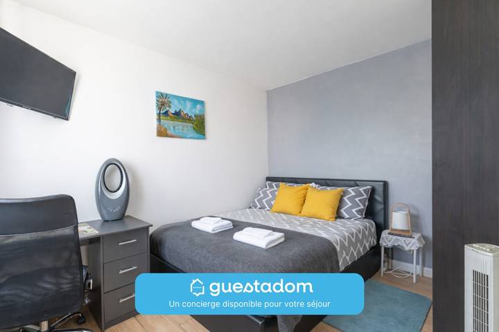 Gîte pour 2 personnes, adapté aux familles à Créteil