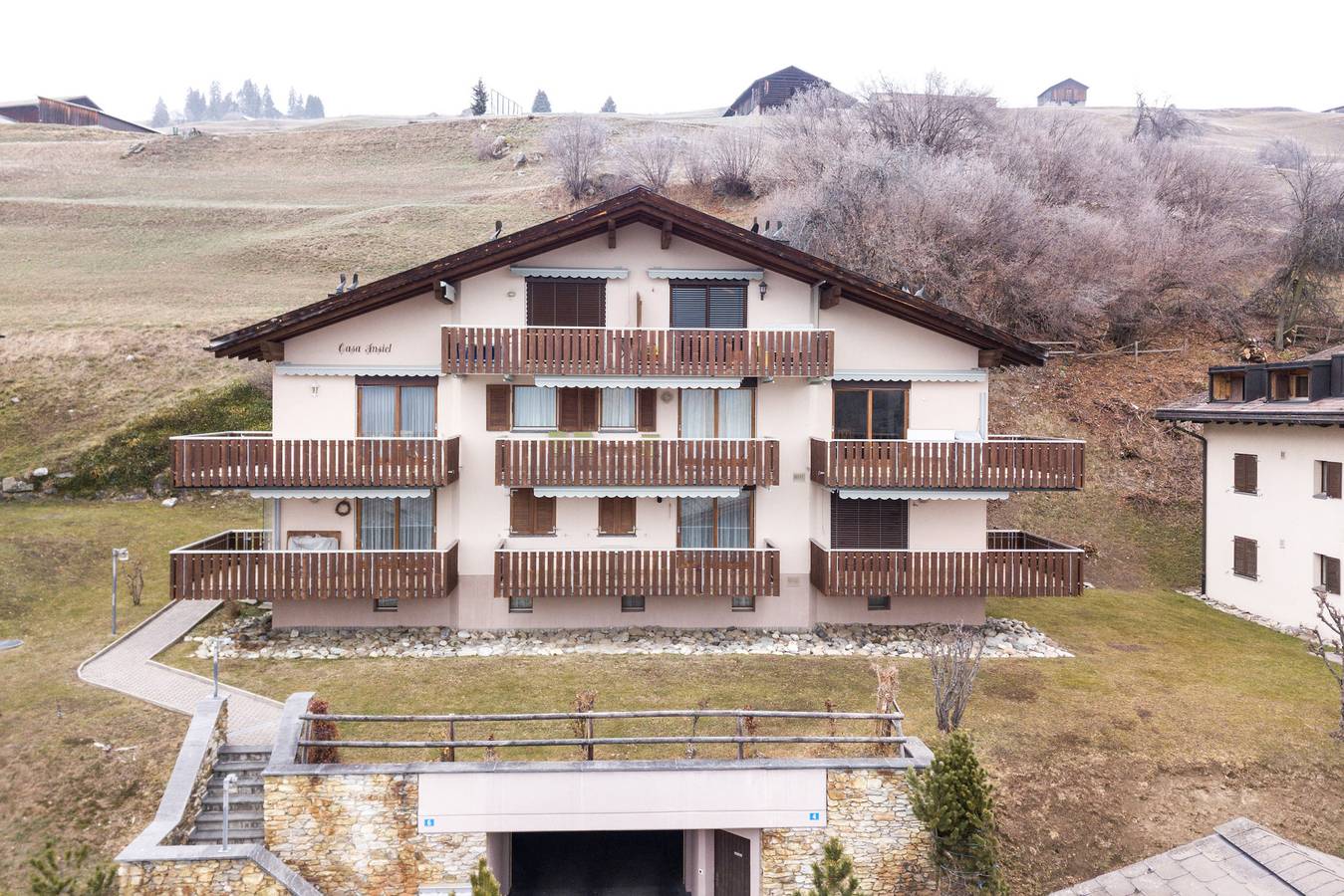 Ganze Wohnung, Ferienwohnung für 4 Personen mit Balkon in Falera, Flims Laax Falera