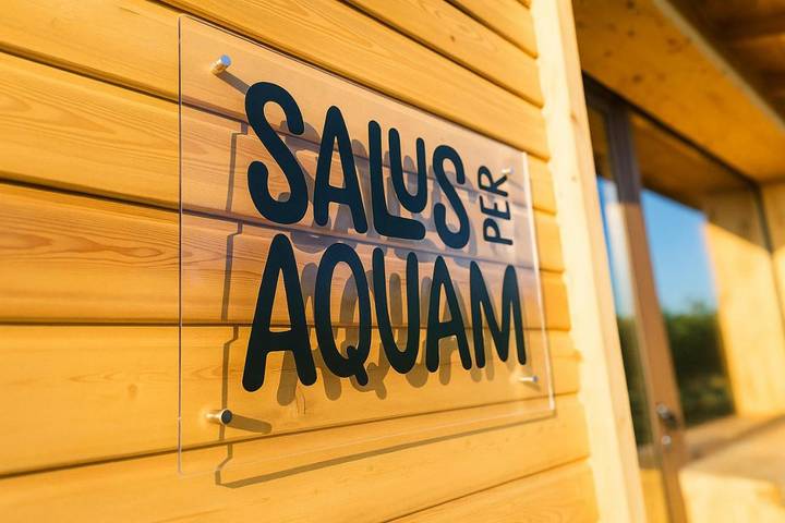 Rustico per 4 persone, con giardino e sauna nonché piscina e panorama in Faenza