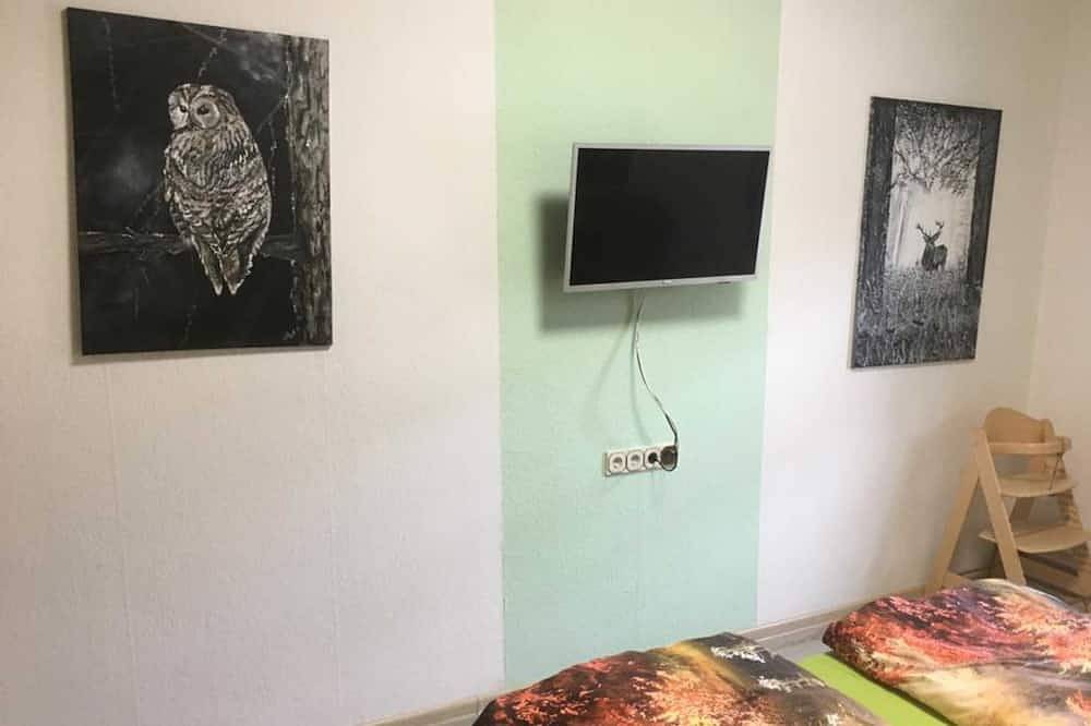 Apartamento entero, Vacation apartment 2 Alte Kaserne - Holiday apartments Alte Kaserne close to Lake Drewen in Wesenberg, Mecklenburg-Strelitz