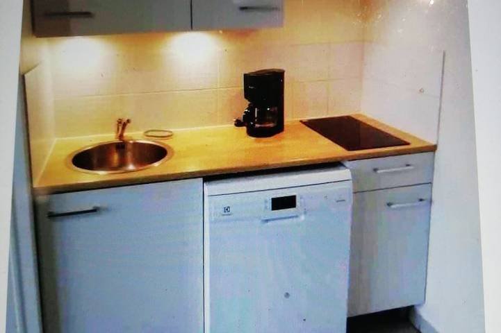 Appartement entier, Appartement avec jardin à 50 m des plages du débarquement in Bernières-sur-Mer, Région de Caen