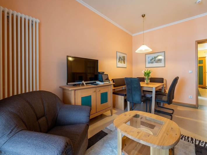 Ferienwohnung für 6 Personen, mit Balkon in Binz - 3