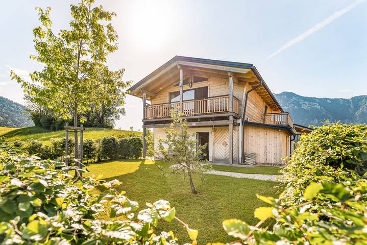 Ferienhaus für 6 Personen, mit Sauna und Garten sowie Pool, kinderfreundlich im Chiemgau