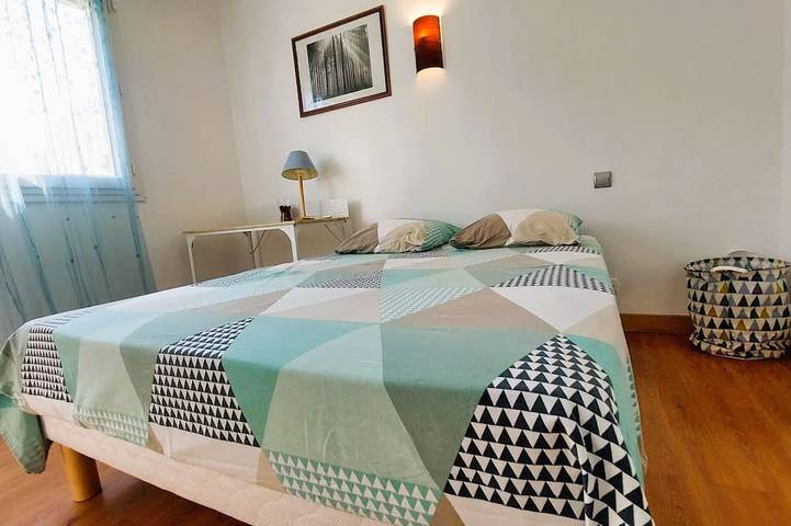 Ganze Wohnung, Large, bright T4 - 6 people - Beaches & center Montpellier in Prés d'Arènes, Montpellier