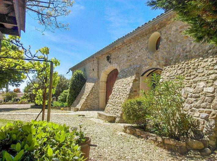 Maison d’hôte pour 13 personnes, avec jardin ainsi que sauna et jacuzzi dans la Drôme - 2