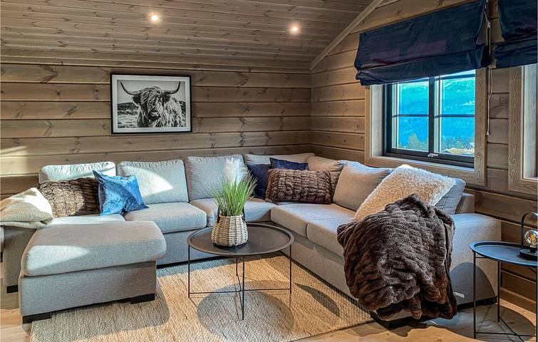 Ferienhaus für 8 Personen mit Ausblick in Stryn