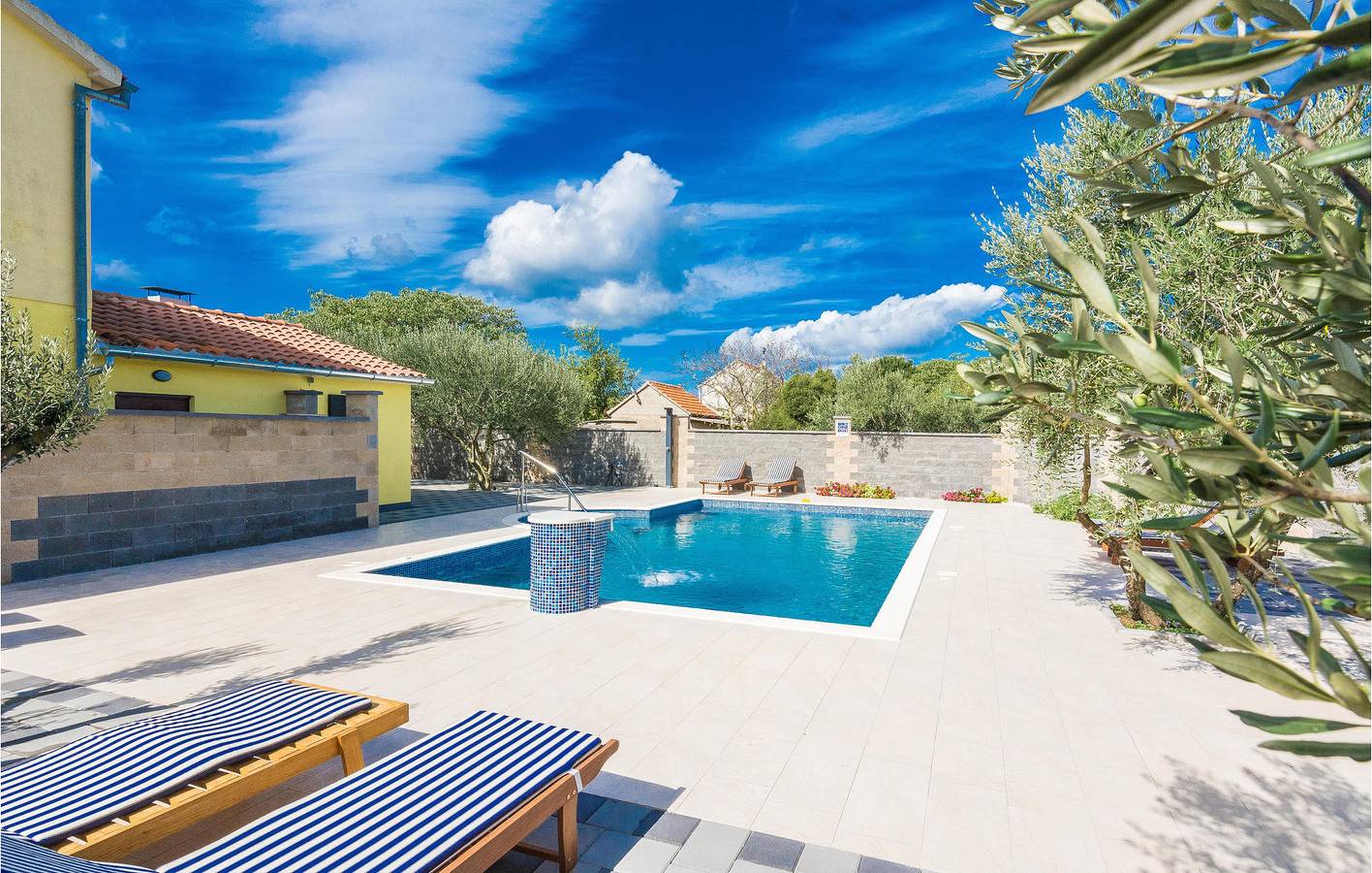 Ganze Ferienwohnung, Ferienwohnung für 4 Personen mit Seeblick in Biograd na Moru, Zadar