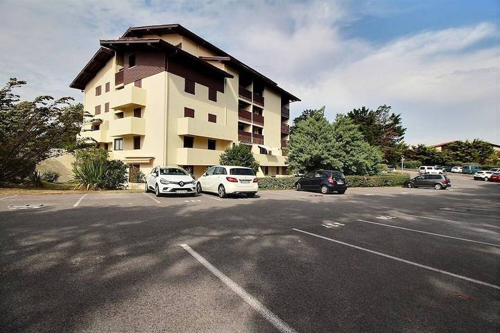 Location de vacances pour 5 personnes, avec piscine et balcon à Seignosse
