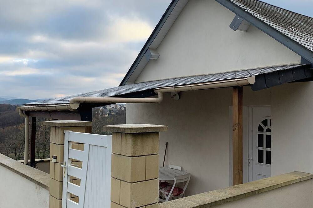 Maison Calme & Paisible Avec vue in Château-Chinon (Ville), Parque natural de Morvan