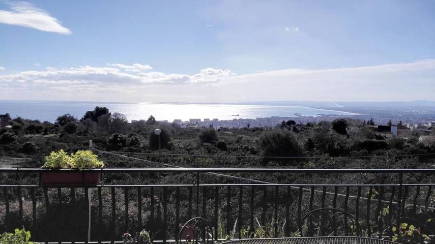 Casa vacanza per 12 persone, con Balcone e Terrazza nonché Panorama a San Gregorio di Catania