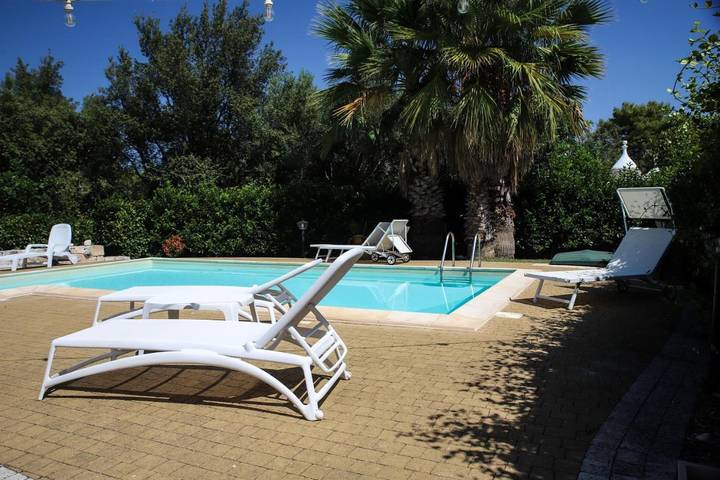 Gîte pour 5 personnes, avec jardin ainsi que piscine et vue, adapté aux familles à Selva di Fasano - 2