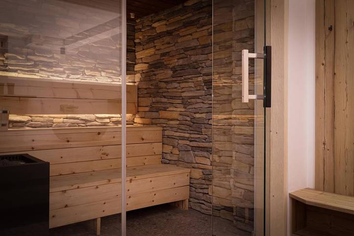 Ferienwohnung für 10 Personen, mit Ausblick und Terrasse sowie Sauna, mit Haustier am Pragser Wildsee - 4