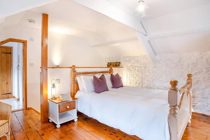 1 Bed in Kidwelly in Kidwelly, Carmarthenshire