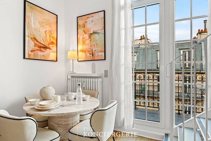 Appartement entier, Appartement de vacances pour 2 personnes in Tour Eiffel, Paris