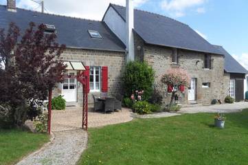 Cottage pour 2 personnes, avec terrasse ainsi que vue et jardin, animaux acceptés à Mantilly