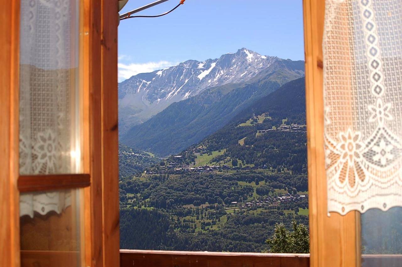 Superior Chalet in Les Chapelles, Région d'Albertville