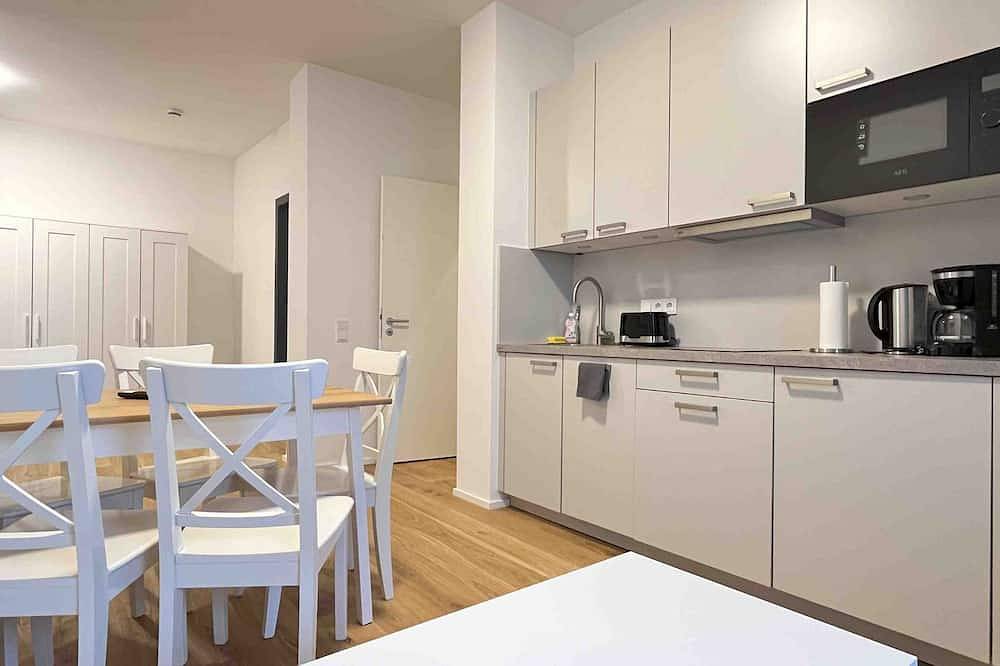Ganze Wohnung, (Am1013) Moderne Monteurwohnung in Amberg, Ostbayern