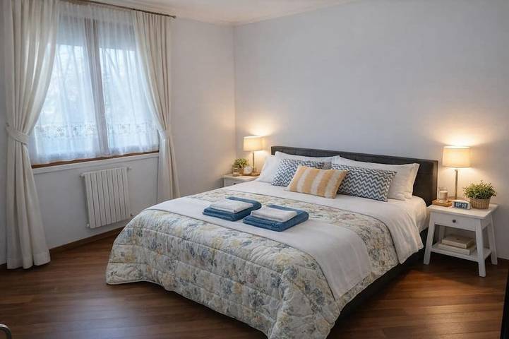 Apartamento entero, Casa Terzi apartamento en primera planta con ascensor y aparcamiento gratuito in Bolonia, Provincia de Bologna