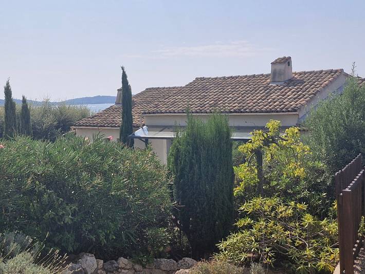 Location de vacances pour 6 personnes, avec balcon et piscine dans Plage De La Croisette Sainte Maxime - 4