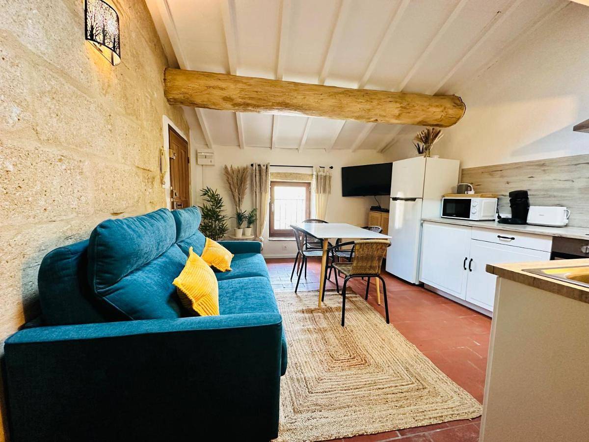 Appartement entier, Room #1184179901 in Remoulins, Région de Nîmes