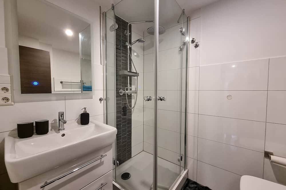 Appartamento intero, Modern luxury apartment in Cologne with parking space in Mülheim Köln, Colonia