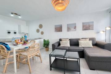 Apartment for 4 People in Playa Grande (Canary Islands), Tías, Photo 2