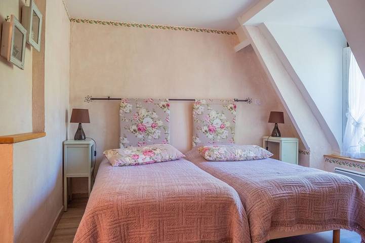 Gîte pour 6 personnes, avec jardin à Sergeac - 4