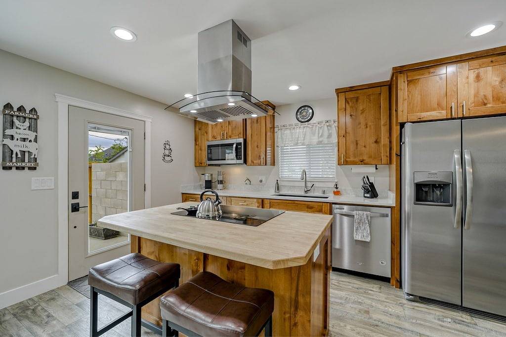 Heart of Shasta Lake City in Shasta Lake