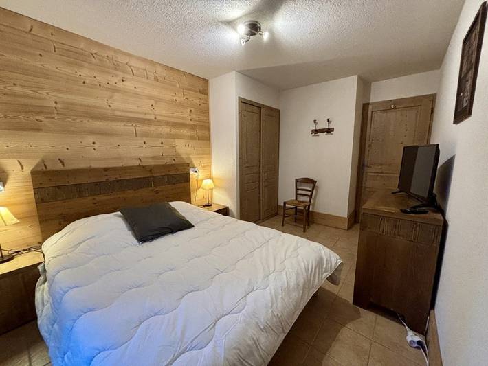 Ganze Wohnung, Gemütliche Wohnung mit Balkon und Poolzugang, 2 Schlafzimmer, 2 Bäder. in Bellentre, La Plagne-Tarentaise