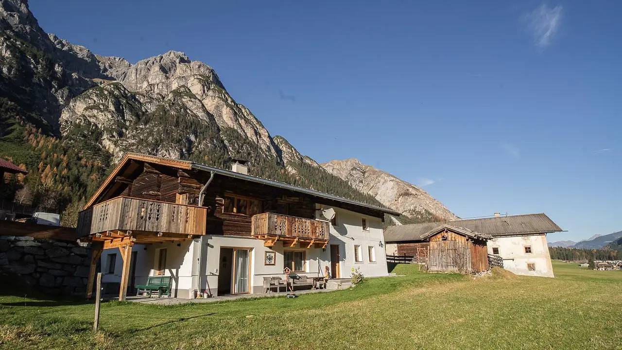 Ganze Ferienwohnung, Ferienwohnung für 6 Personen (125 m²) in Gschnitz in Stubaier Alpen, Gschnitz und Umgebung