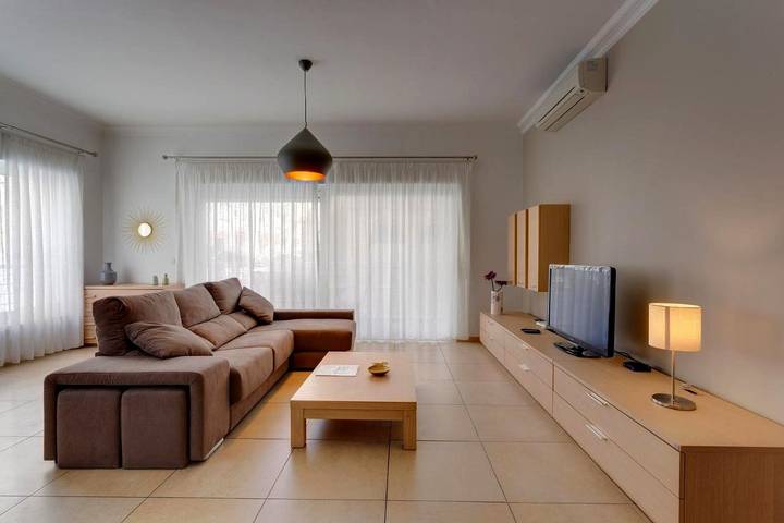 Vakantieappartement voor 4 personen, met terras en zwembad in Sliema