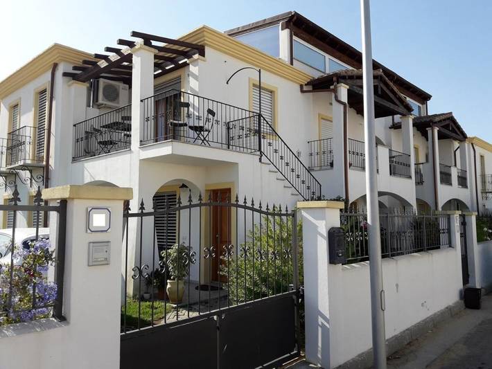 Ferienhaus für 4 Personen, mit Balkon und Terrasse sowie Ausblick in Arbatax
