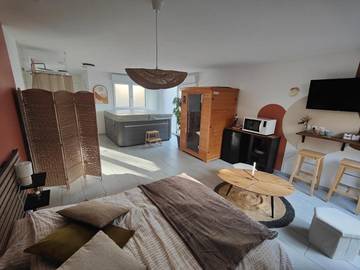 Maison d’hôte pour 2 personnes, avec terrasse ainsi que jacuzzi et sauna à Violaines