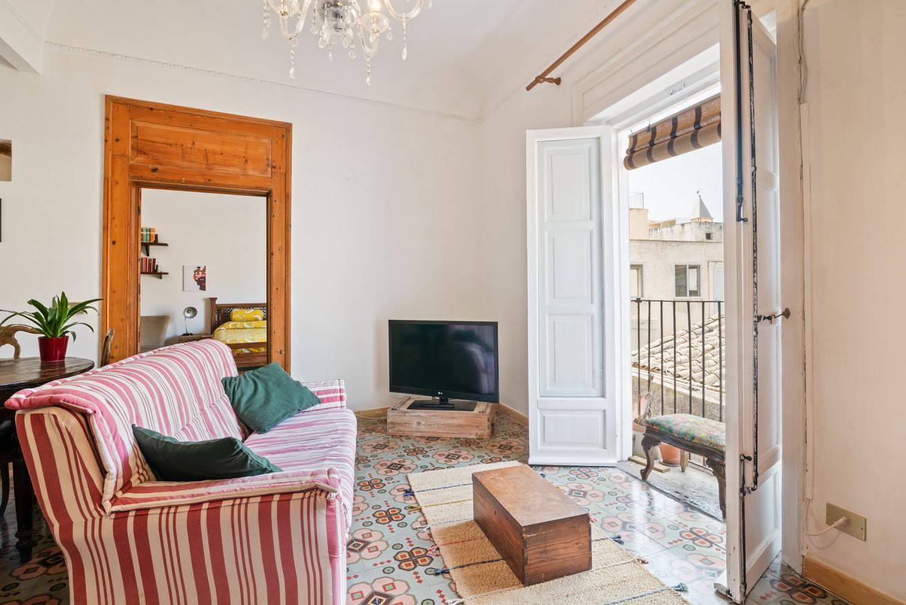 Apartamento entero, "On the roofs of Trapani" Apt x5 in the Old Center in Trapani, Provincia de Trapani