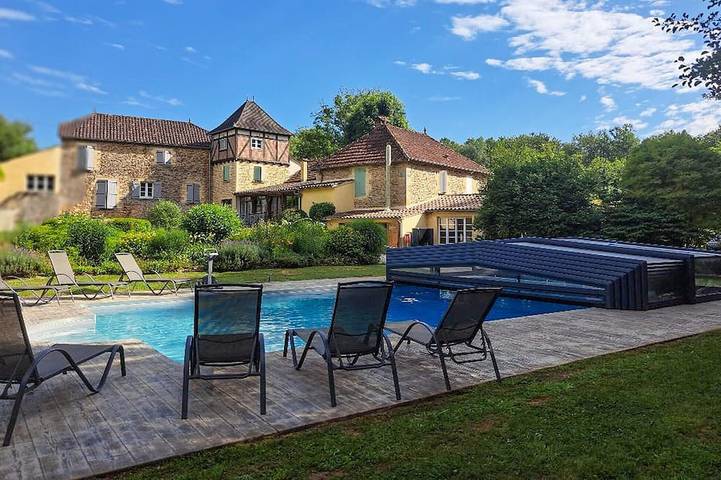 Maison de vacances pour 6 personnes, avec terrasse ainsi que jardin et piscine