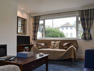 Cottage for 6 People in Freshwater, Isle of Wight, Photo 1