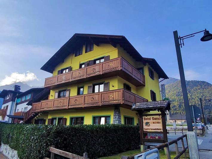 B&b per 2 persone, con Balcone e Giardino nonché Panorama a Pinzolo