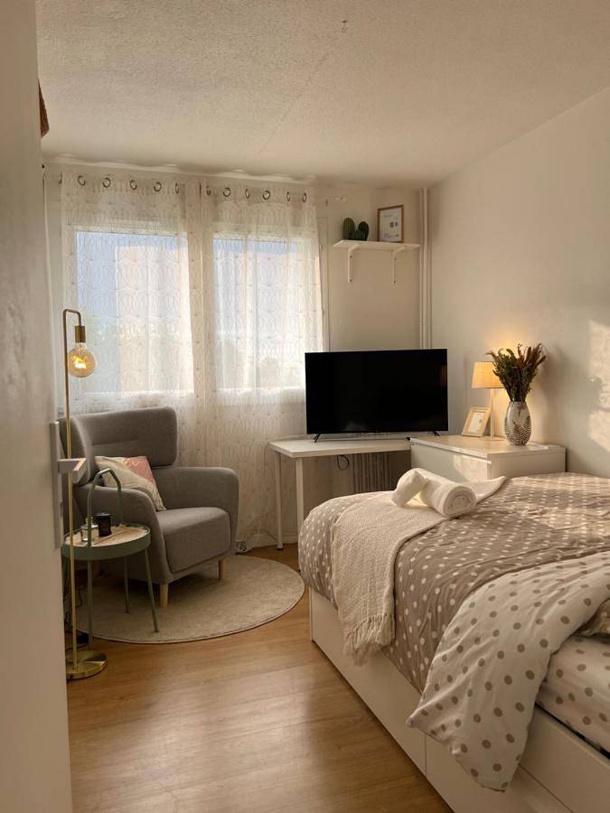 Location de vacances pour 2 personnes, avec vue à Sannois - 2