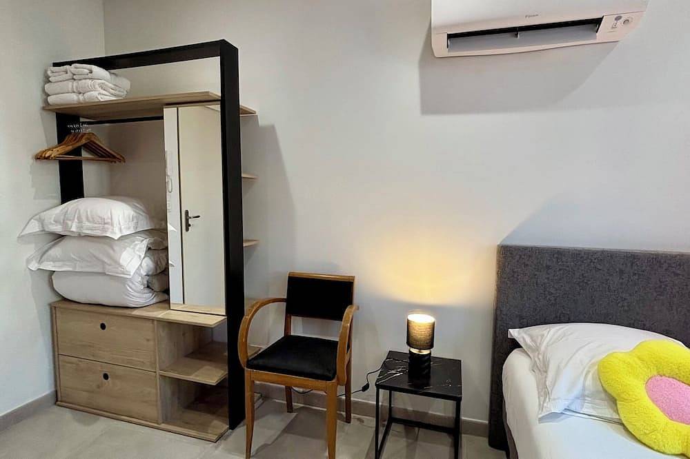 Entire apartment, Casa Blum #1 - 4 personnes - Climatisé - Proche de la gare in Brive-la-Gaillarde, Brive-la-Gaillarde region