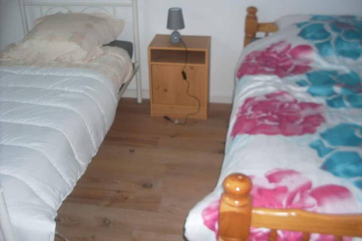 Gîte pour 6 personnes, avec piscine et terrasse ainsi que sauna et jacuzzi à Rety - 2