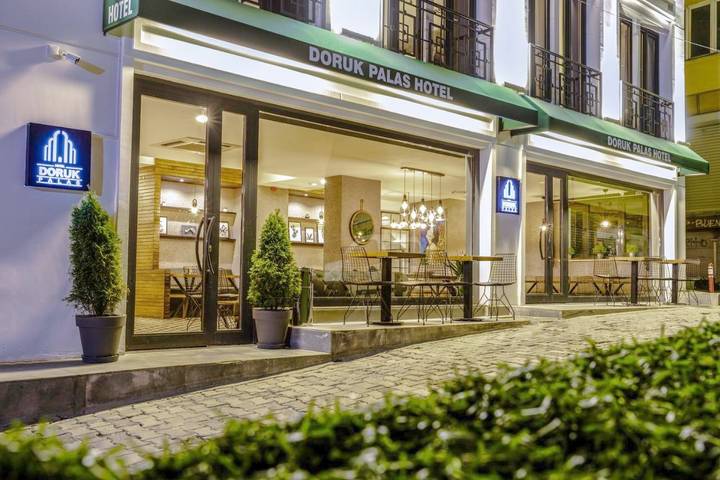 Hotel für 3 Personen, mit Terrasse und Ausblick in der Türkei